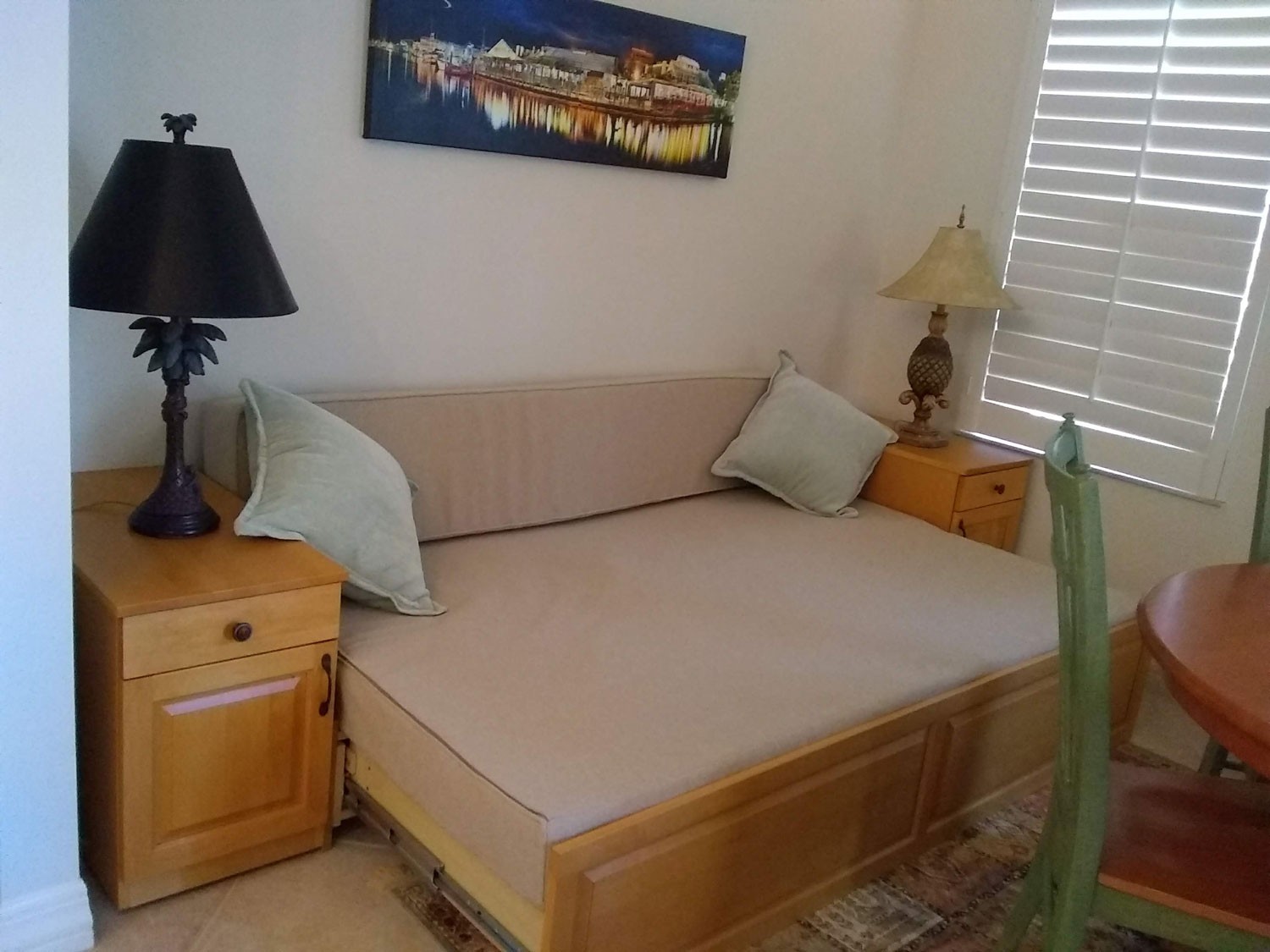 Queen - Bench to Bed, Light Maple